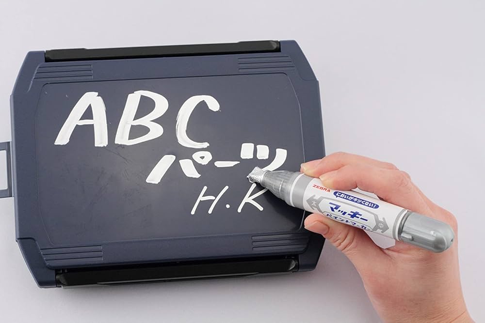 マッキーです Amazon | ゼブラ 油性マーカー マッキープロ細字 特殊用途DX